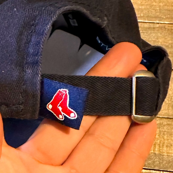 Boston Red Sox Adjustable Hat - Picture 3 of 6